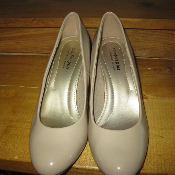 Comfort Plus beige, patent leather heels